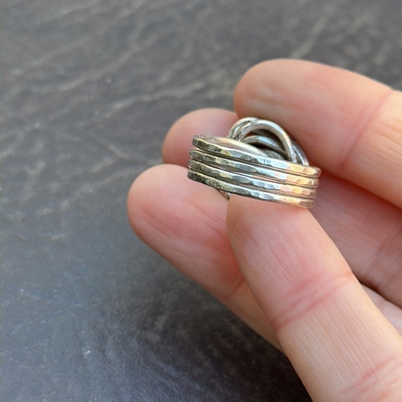 Silver coiled ring, wrapped 8 1/2 Sterling - Picture 5 of 6